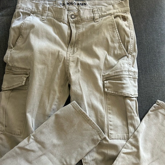 U.S. Polo Assn. Men's Beige Cargo Pants - Picture 1 of 10